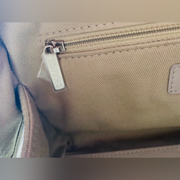 Chanel Deauville Bowling Bag - Picture 6 of 8